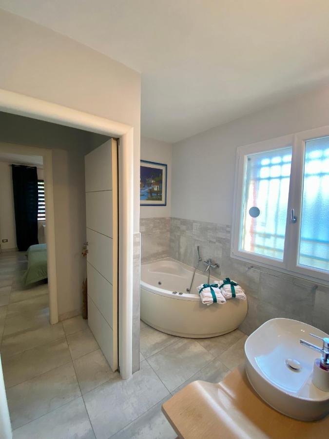 Tra Campagna E Mare Bed and Breakfast Lido delle Nazioni Buitenkant foto
