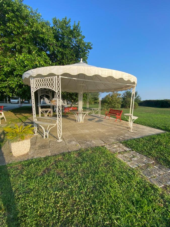 Tra Campagna E Mare Bed and Breakfast Lido delle Nazioni Buitenkant foto